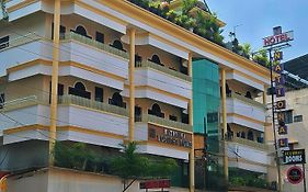 Hotel National Tourist Home